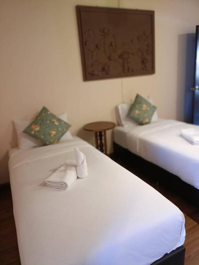 Soft Night Barzaar Auberge de jeunesse *